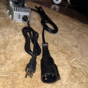 Yileide E800w Series Smart Charger for Golfcart